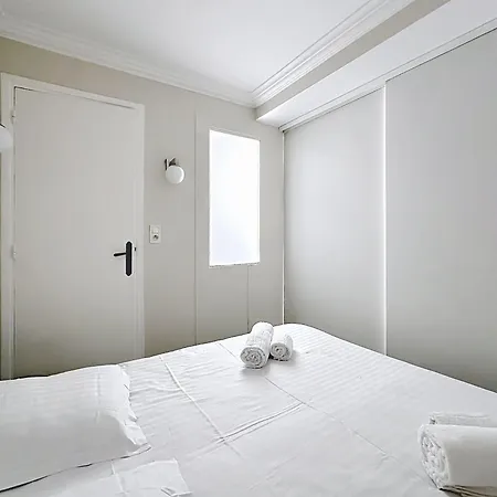 Daire One Bedroom With Beautiful Sea View
