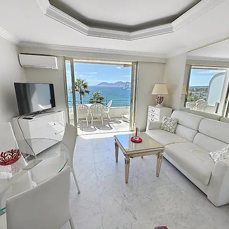 Appartement One Bedroom With Beautiful Sea View