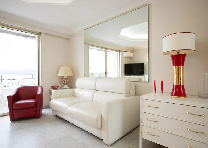 شقة One Bedroom With Beautiful Sea View