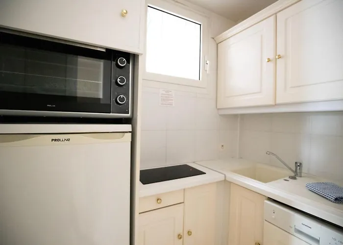 شقة One Bedroom With Beautiful Sea View
