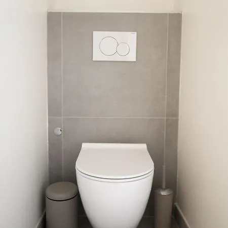 One Bedroom With Beautiful Sea View Appartement *